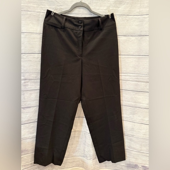 DRESS BARN Black Dress Pants with Flat-Front Design and Straight Leg/size 10 - Picture 4 of 8